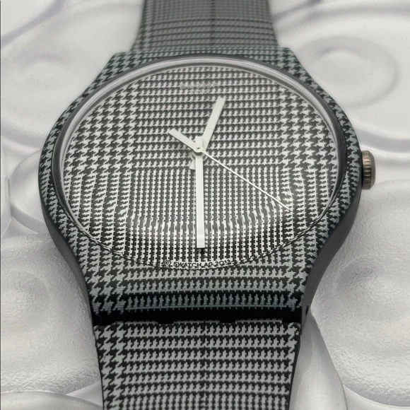 Swatch Watch - SUOB113 - FOR THE LOVE OF W - Picture 6 of 7